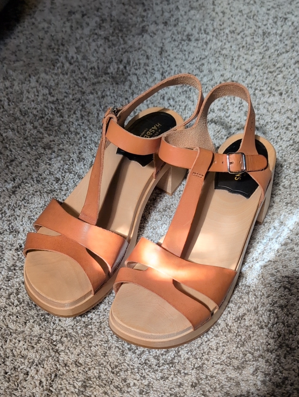 Swedish Hasbeens Cognac Leather T-Strap Block Heel Clog  Sandals